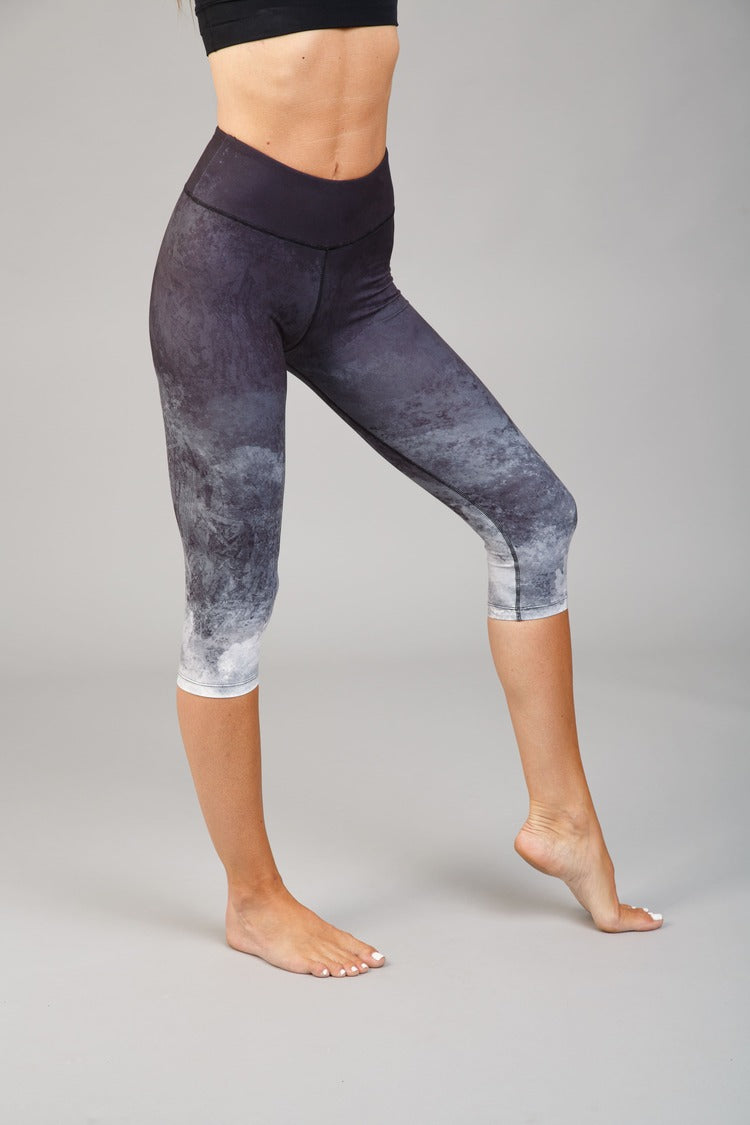 Dámské mléčné hedvábné capri legíny – 339