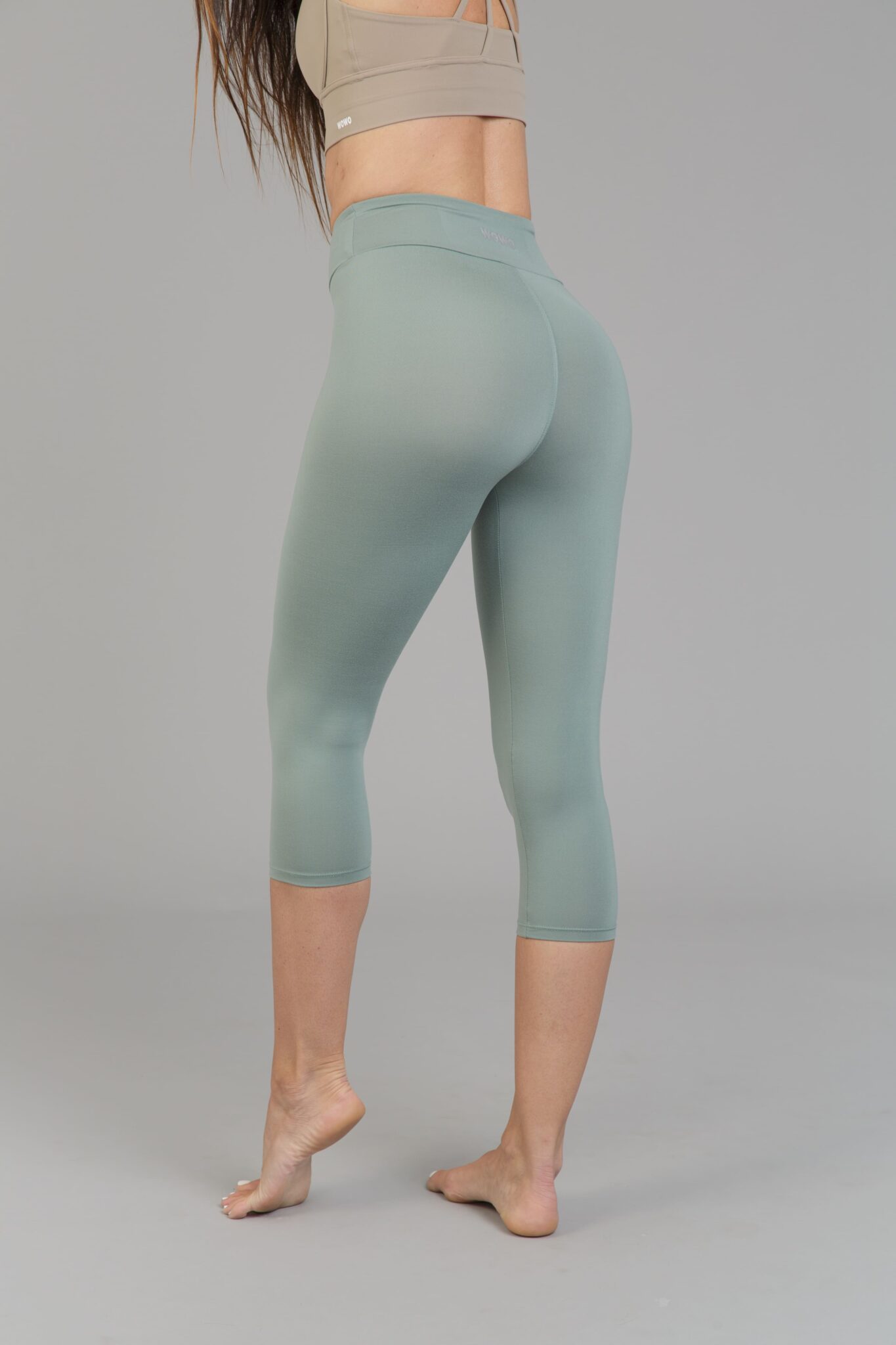 Dámské mléčné hedvábné capri legíny – 320